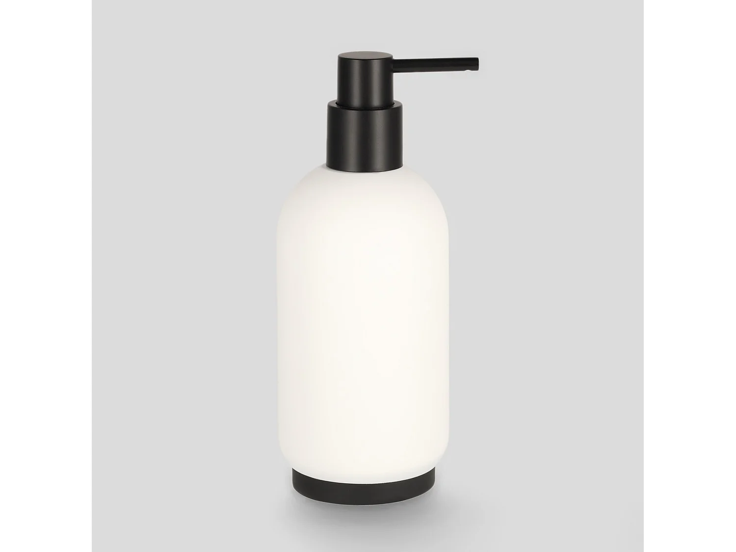 Badspender Basio mittelweiß 460ml