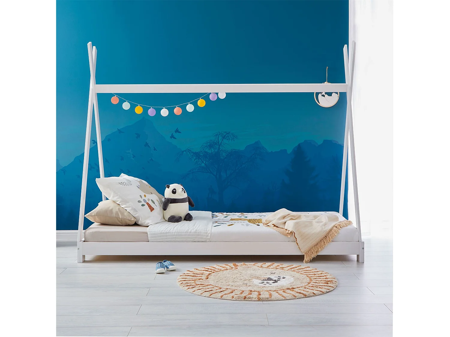 Lit montessori tipi ELIN, 90 x 190 cm lit cabane enfant en pin massif lasuré blanc