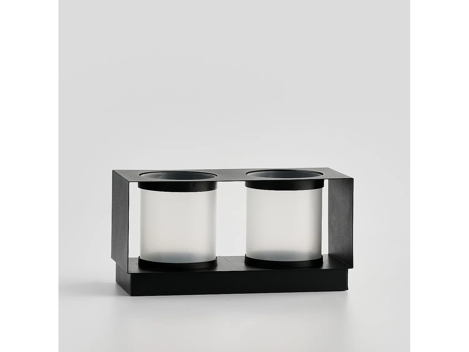 Kerzenständer Abisi mittelschwarz 14.5 x 12.5 x 29