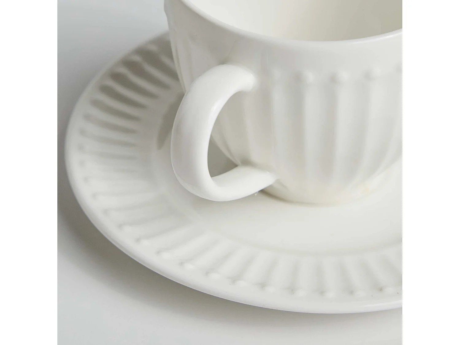 Tasse Mit Untertasse Carrina mittelweiß 120 ml