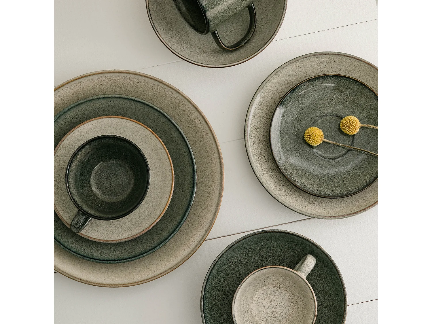 Assiette Plate Dobble vert moyen 3.5 x 27