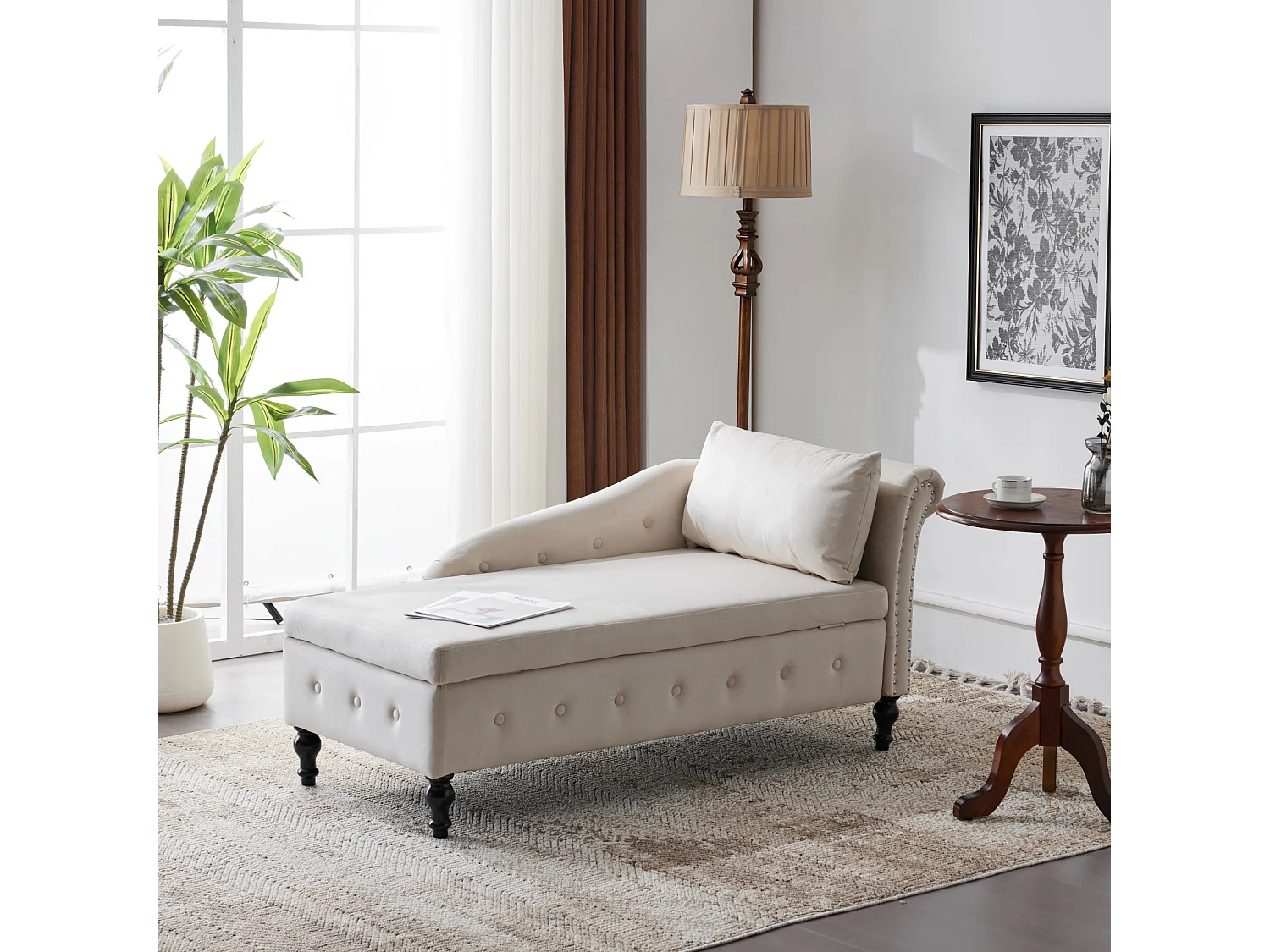 Divano chaise longue in velluto - chaise longue 144x62x69cm - con finiture borchiate e puntine, bracciolo destro - Beige