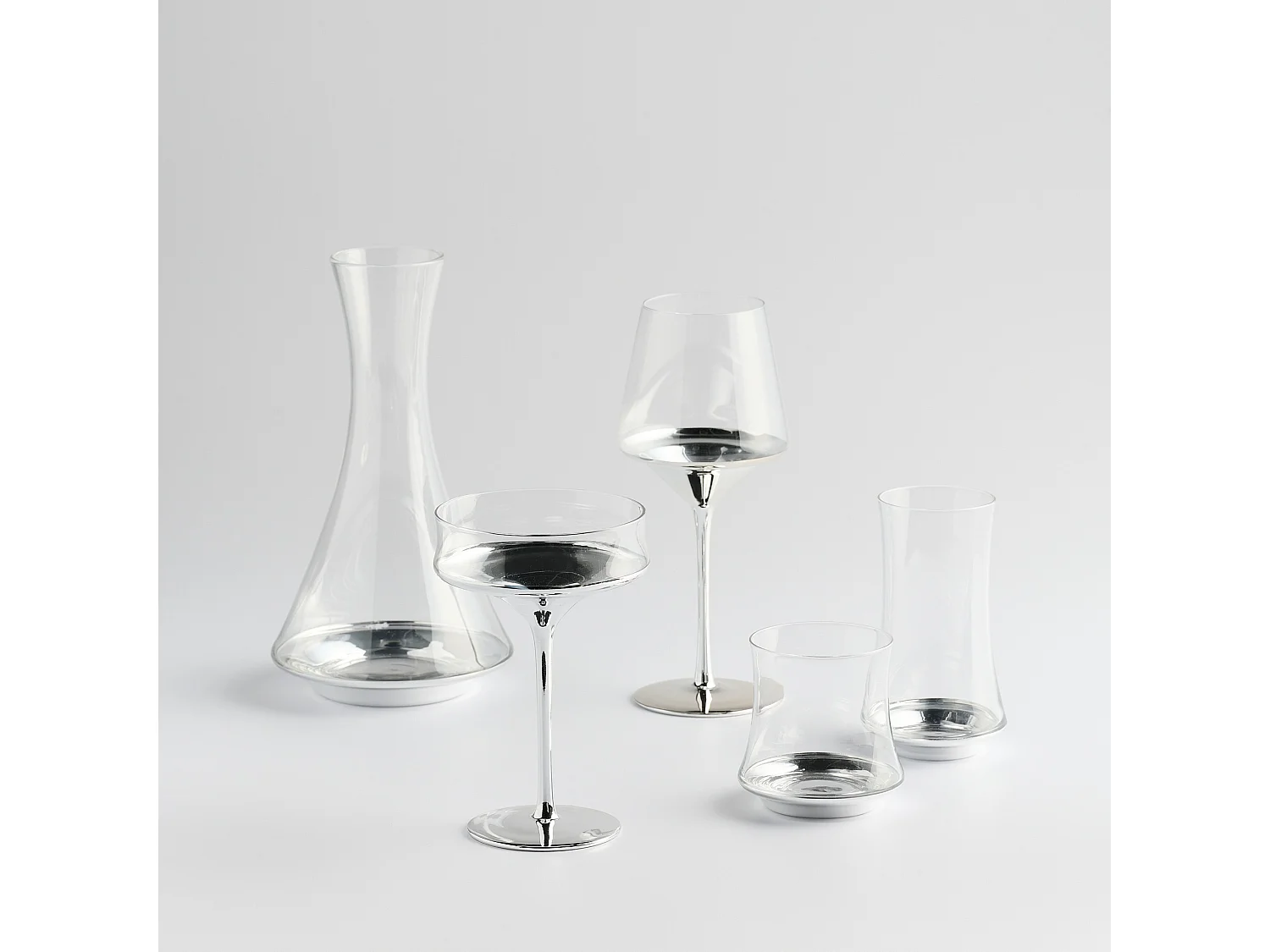 Karaffe Helena 1300 ml Mittelsilber