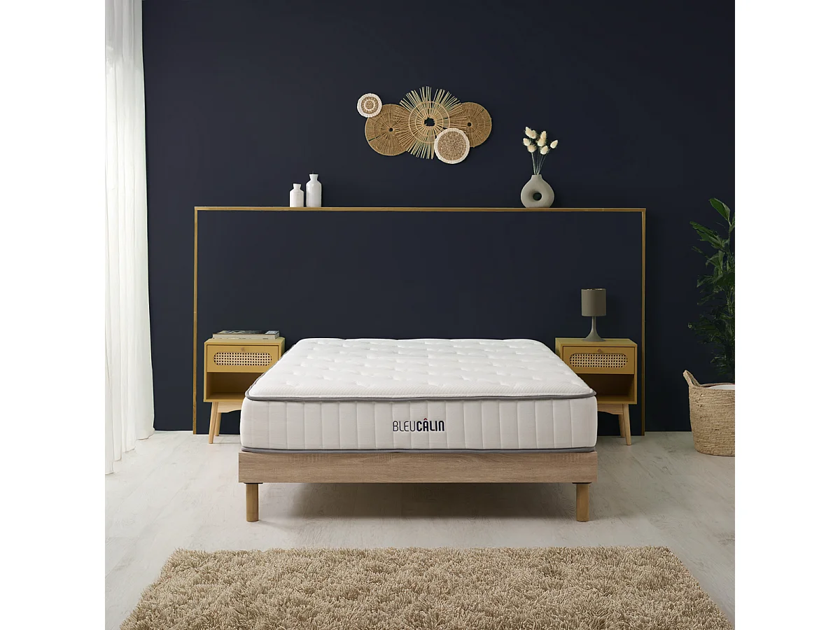 Matelas 180 x 200 cm ressorts ensachés et mousse viscoélastique - épaisseur 23cm - Confort Ferme - IDEAL