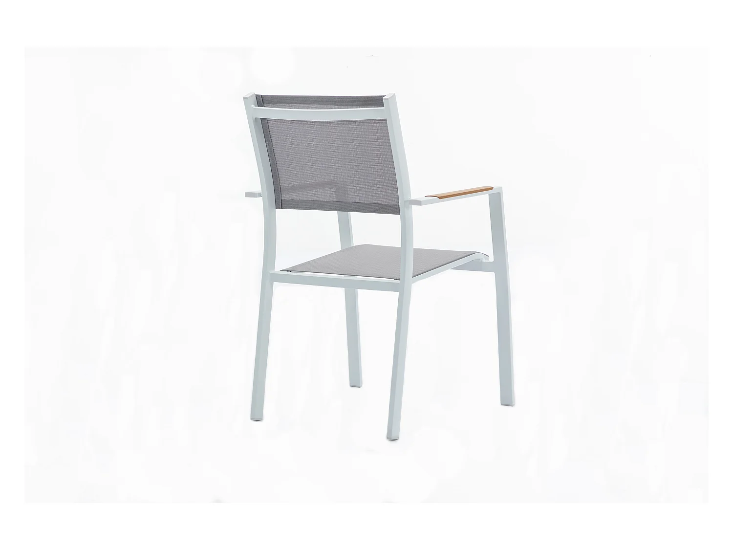 Salle à manger de jardin en aluminium : une table carrée L.140 cm et 4 fauteuils empilables - Naturel clair et gris - MACILA de MYLIA