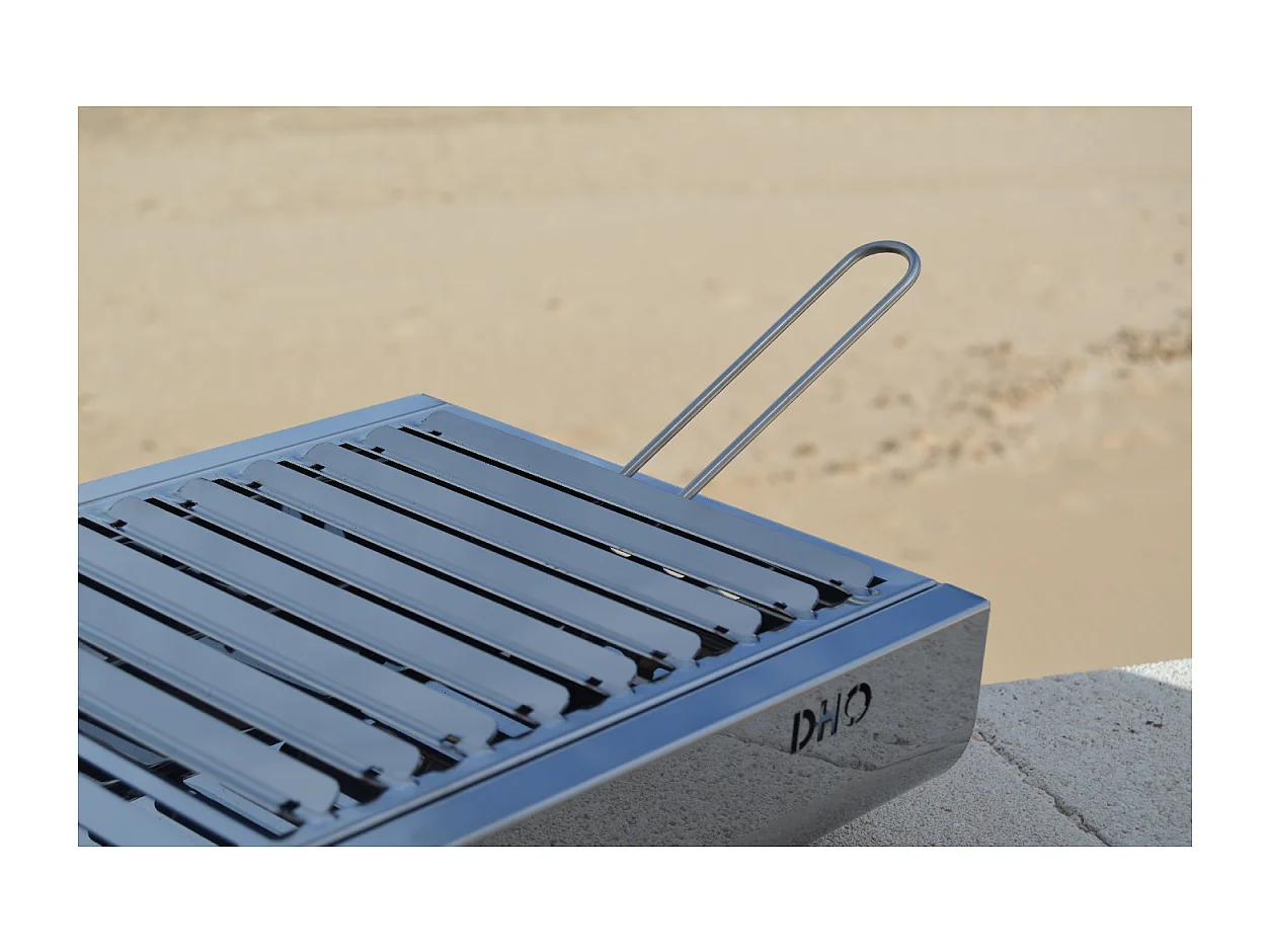 Barbecue portatile compatto a carbone TRENDY in acciaio inox