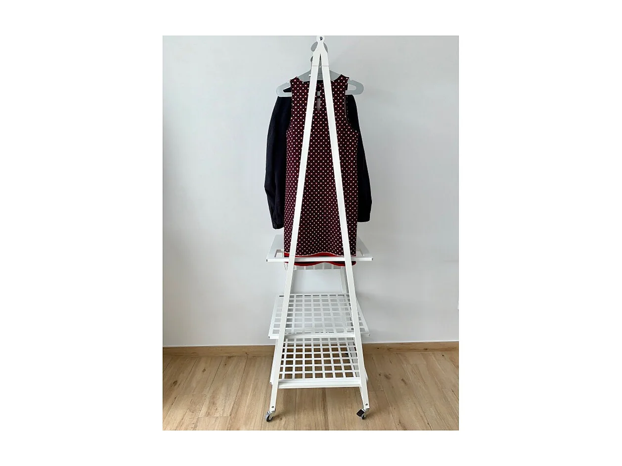 Kleiderständer mit Rädern auf Metal, weiß, URBAN.