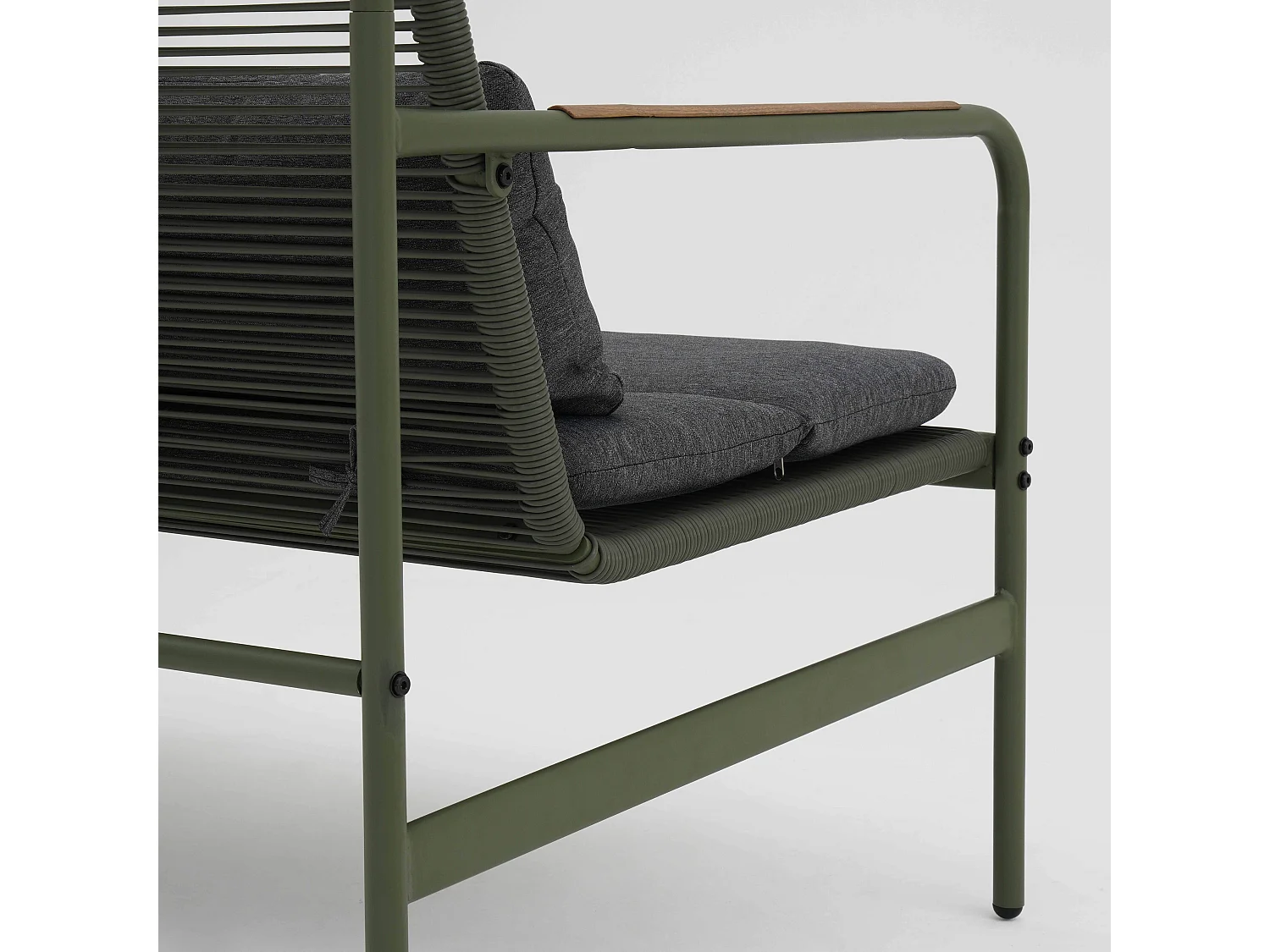 Salon de jardin 4 places en métal vert kaki