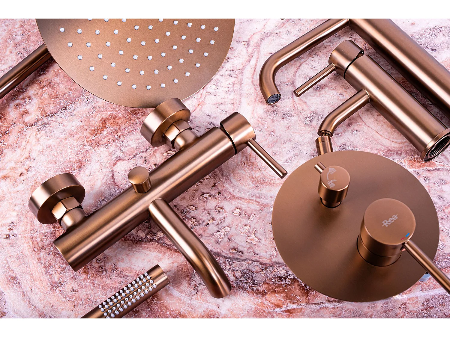 Colonne De Douche-Baignoire Encastrée Rea Lungo Brush Copper