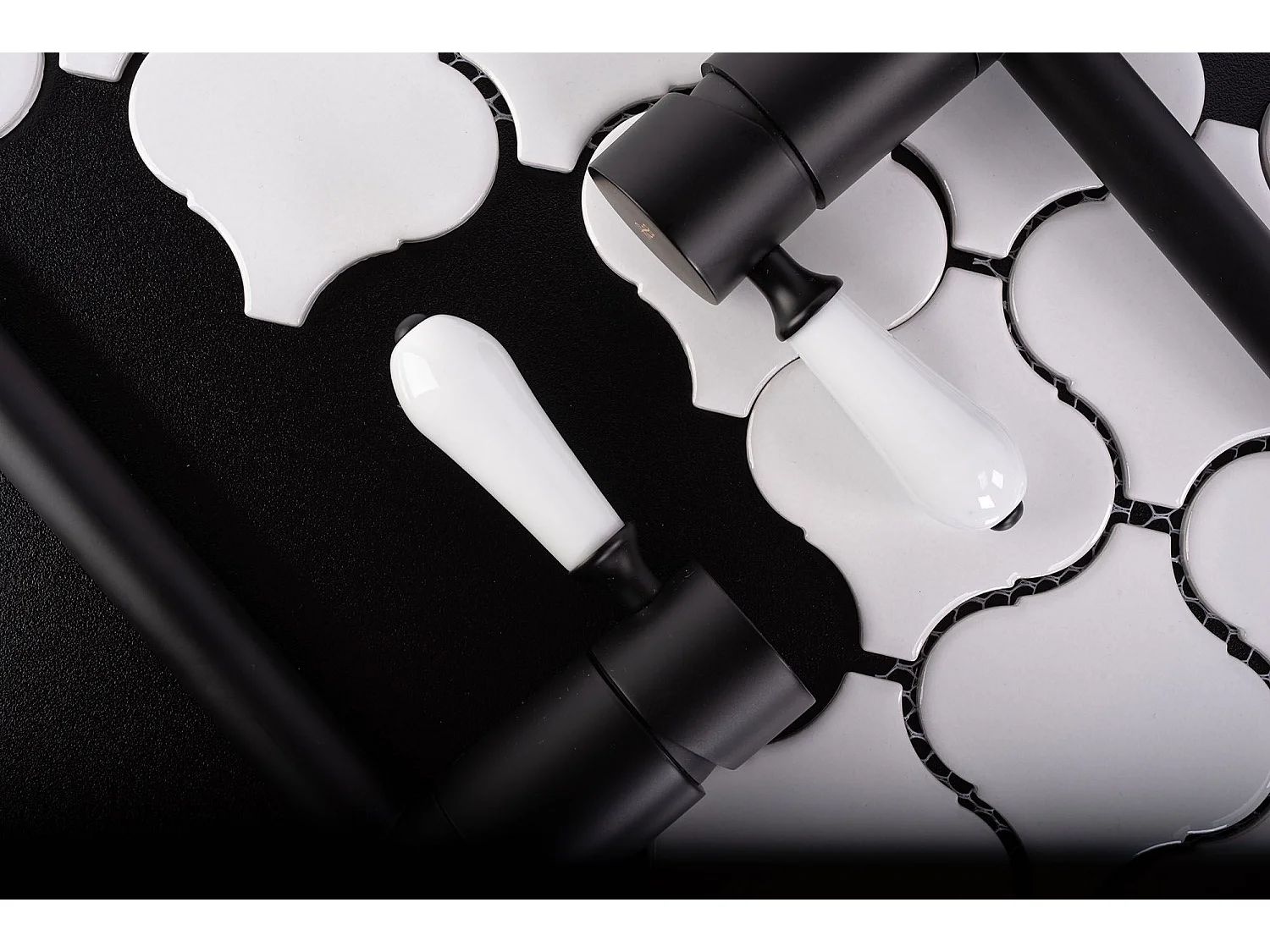 Rubinetto Da Lavabo Rea Serra Low Black