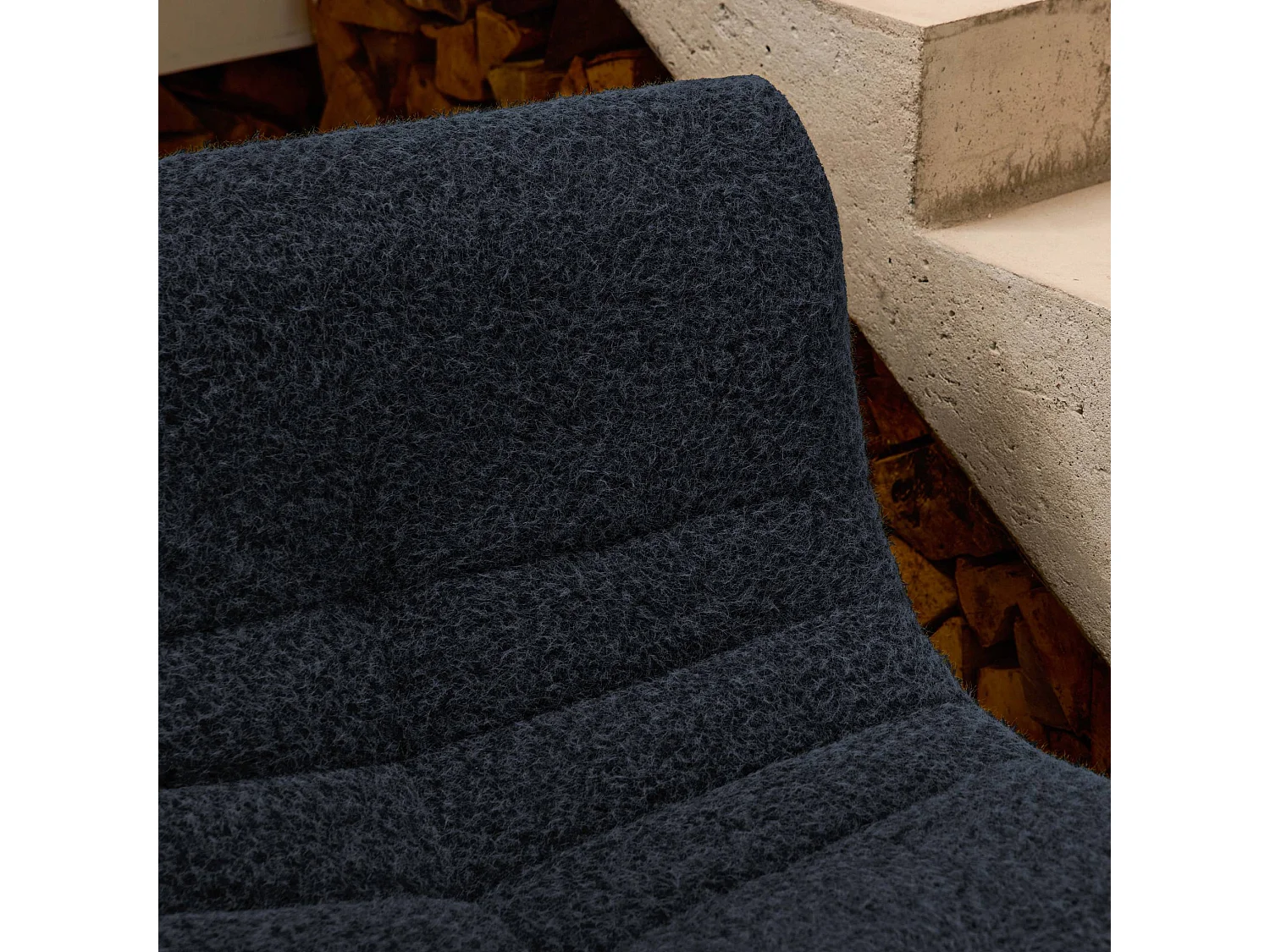 Chauffeuse tissu effet alpaca 1 place. bleu foncé. style contemporain. L 91 x P 105 x H 72cm