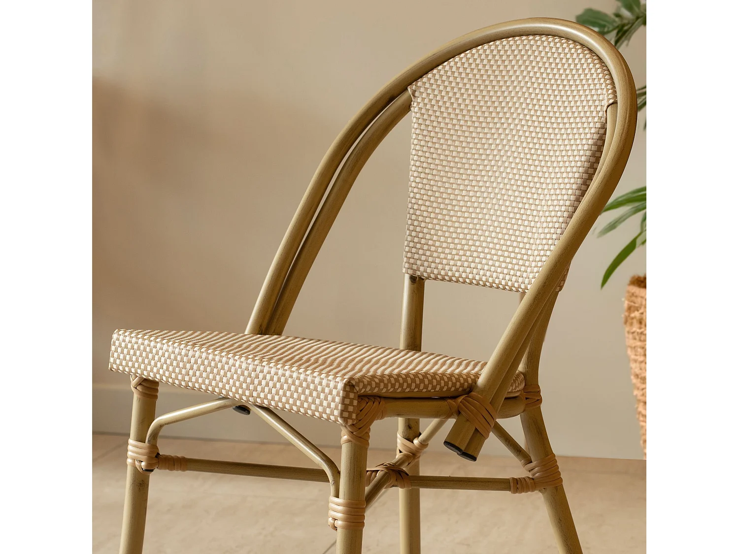 Now's Home - Lot De 2 Chaises De Table Beige Et Structure En Aluminium Amalfi