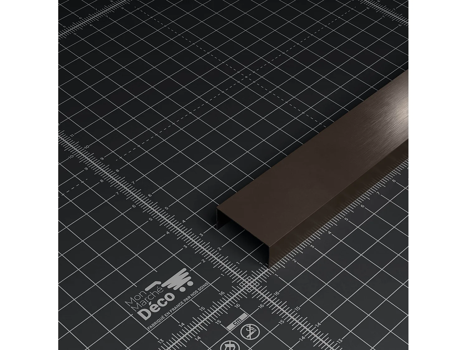 Profilé U Décoratif pour Panneau Tasseau Bois - Gris Foncé - 1 m