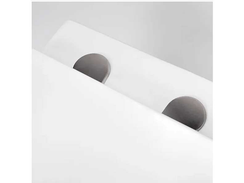 Design Hänge-WC mit innovativem randlosem System für optimale Hygiene