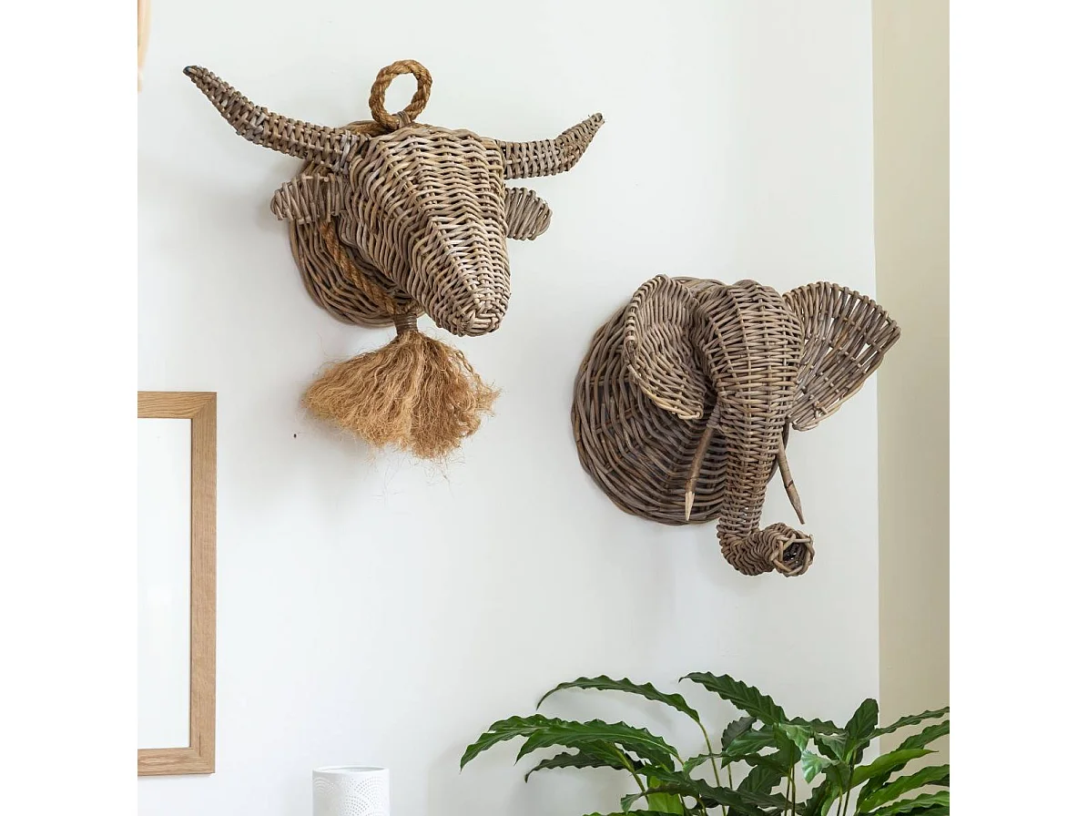 Decoración mural de cabeza de toro en ratán Rattan - Tonos luminosos para una pieza única