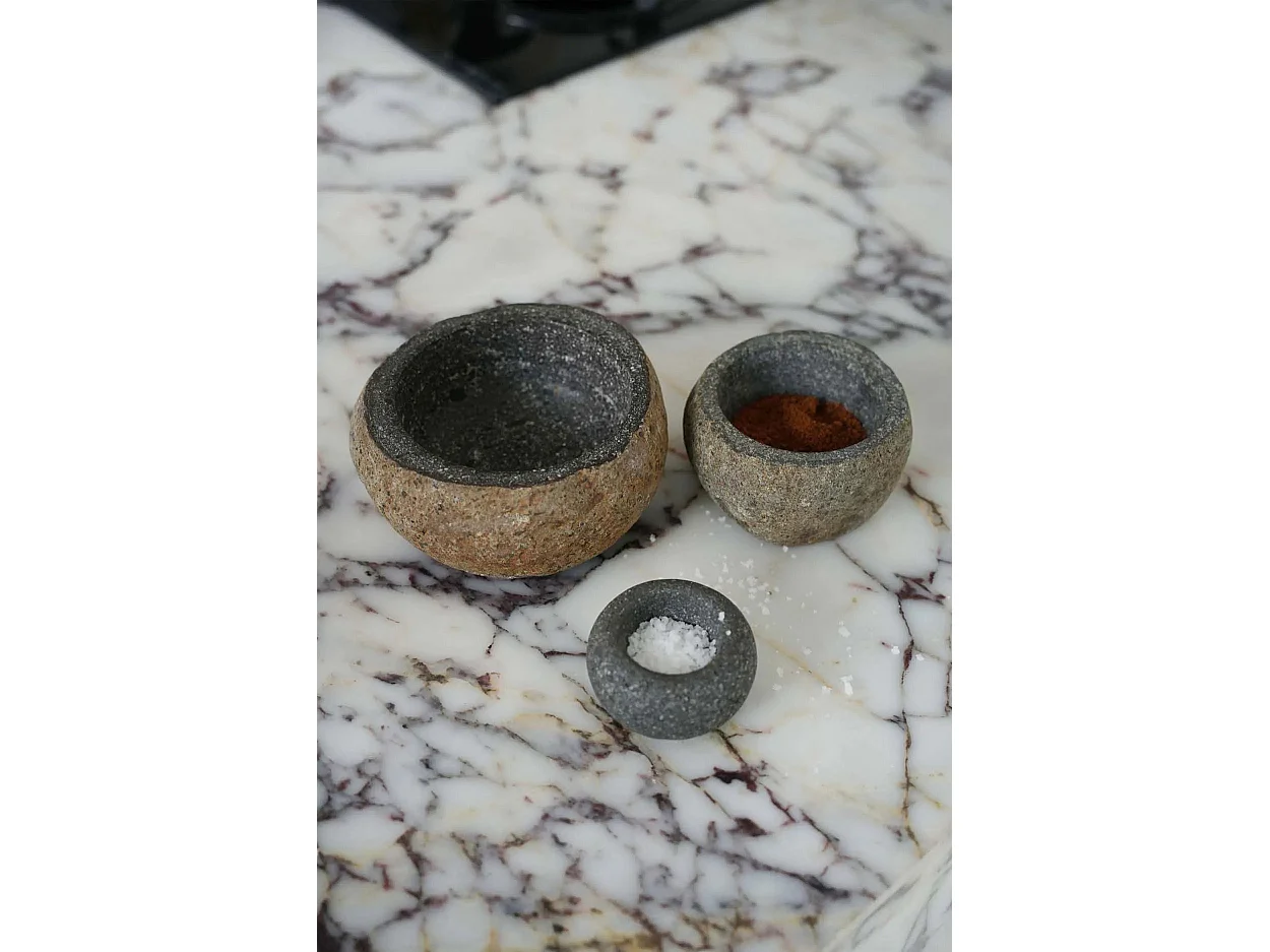 Salero Lava Stone - Negro