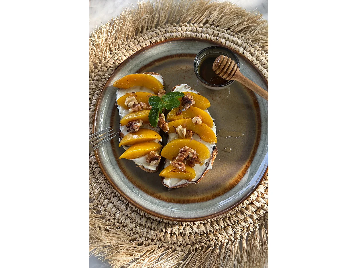 Le Rouleau À Miel En Racine De Teck