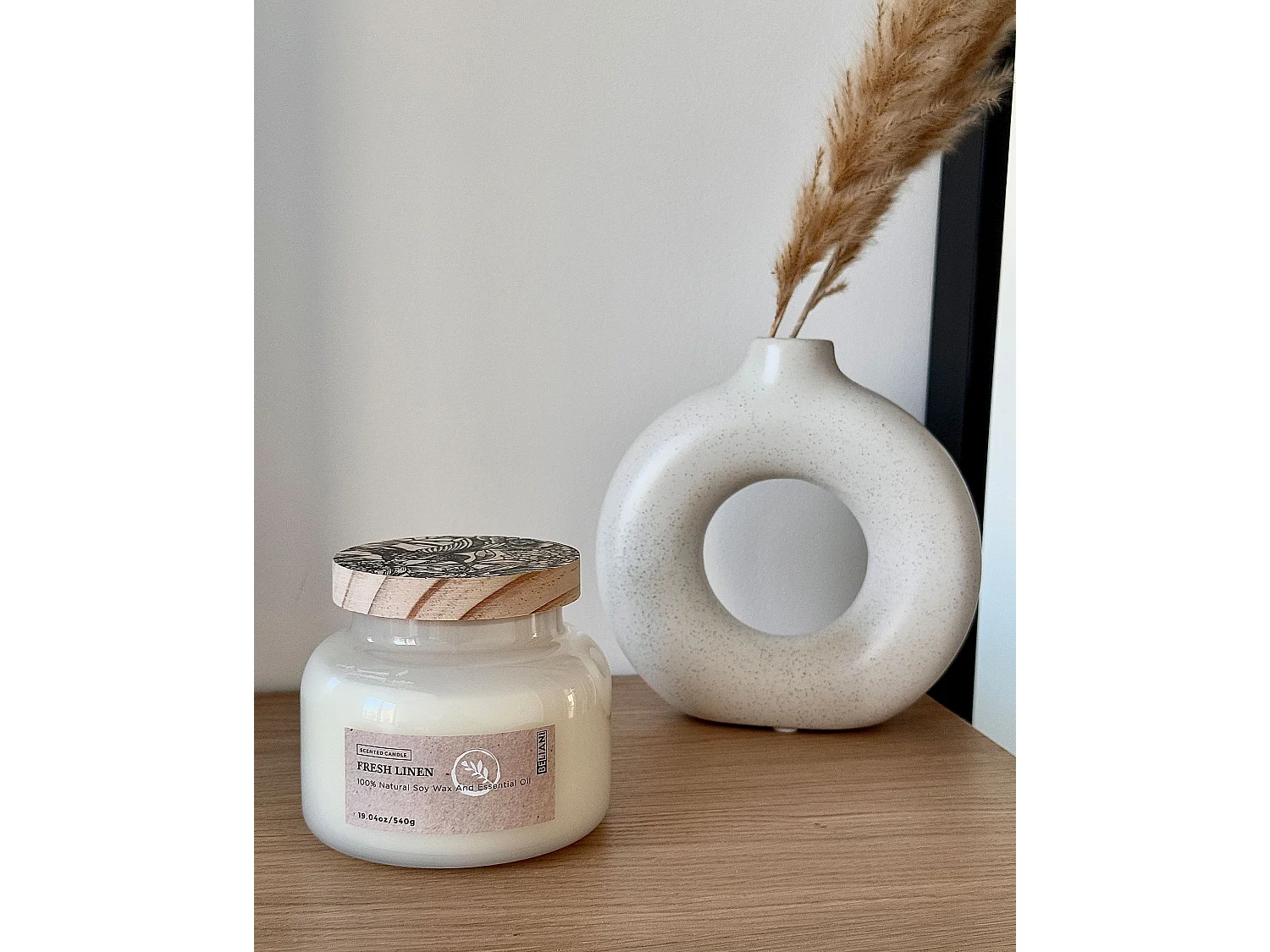 Scented Candle DELIGHT BLISS Soy Wax Fresh Notes