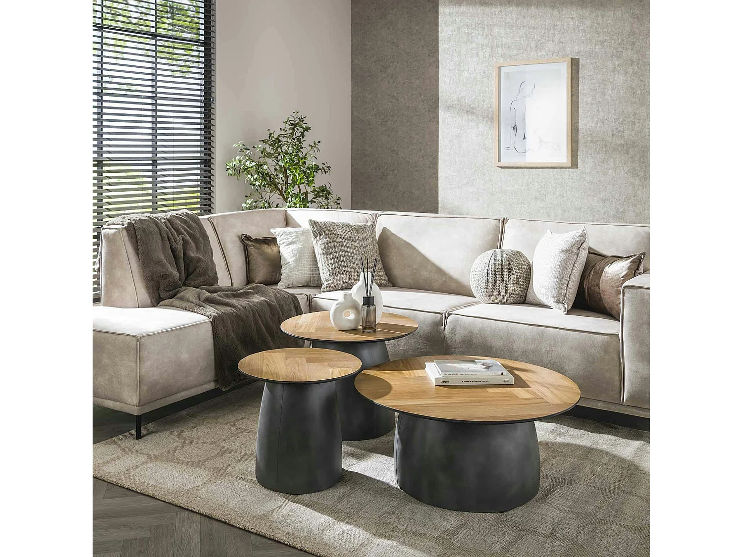 Table basse ronde en bois de teck et métal motif chevron (lot de 3) MAYA