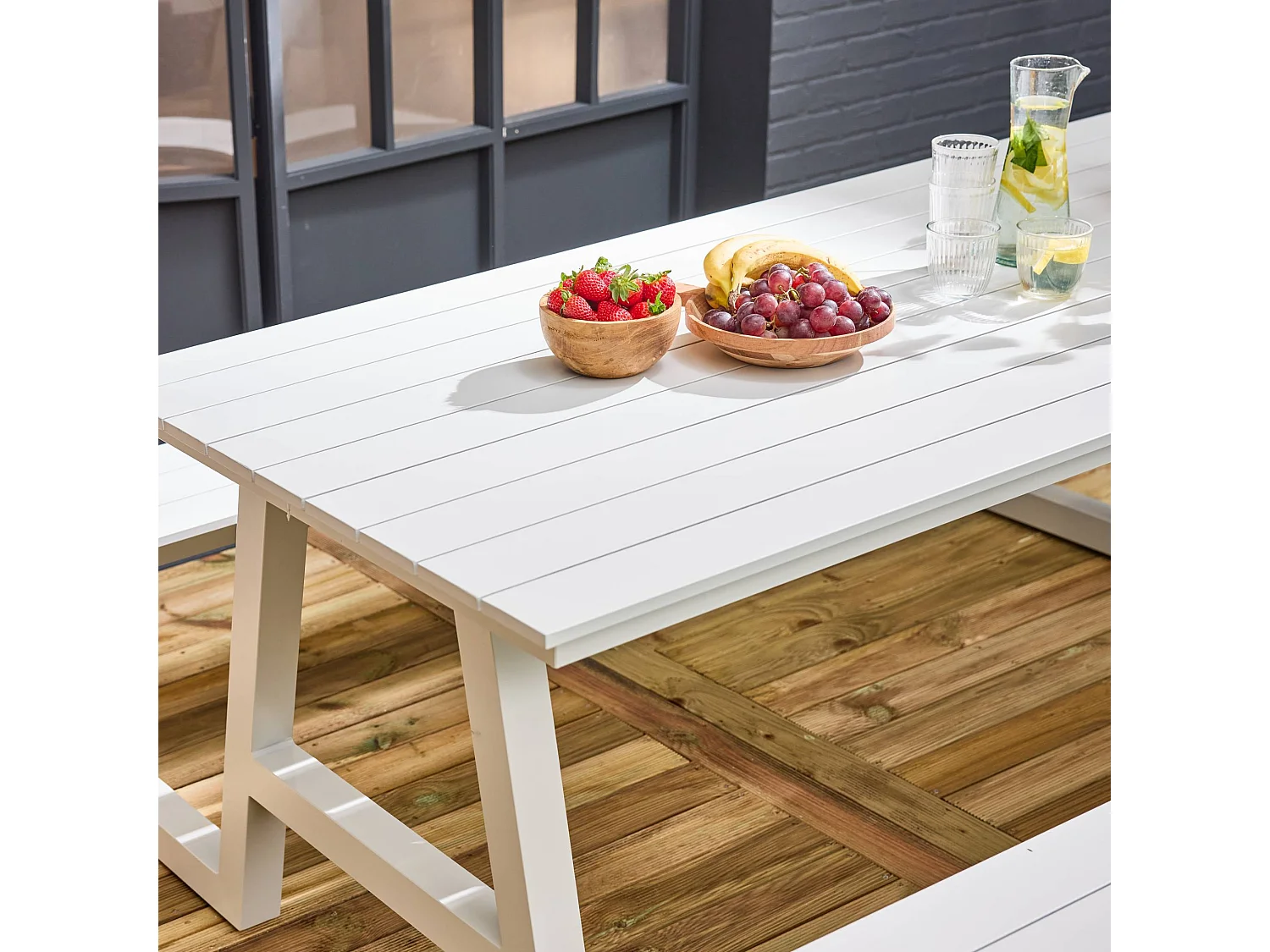 Mesa de picnic de aluminio con 2 bancos, 6 plazas blanco