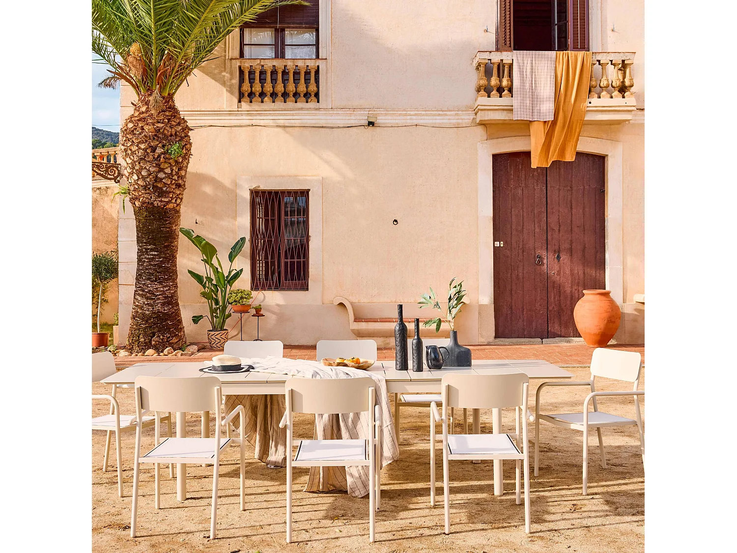 Tavolo da giardino in alluminio e textilene, allungabile, 8 sedie,