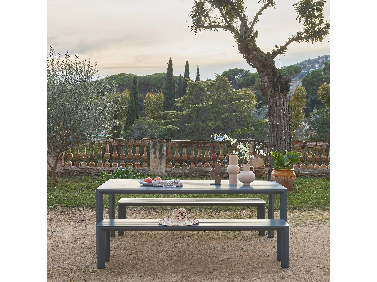 Mesa de jardín de aluminio con 2 bancos de 8 plazas antracita