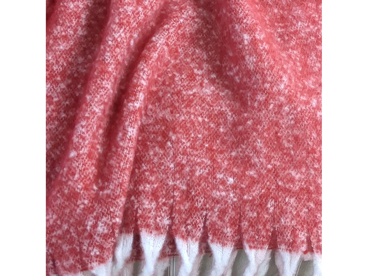 Plaid aspect mohair 100% polyester recyclé 130x180 cm HYGGE Rouge vermillon