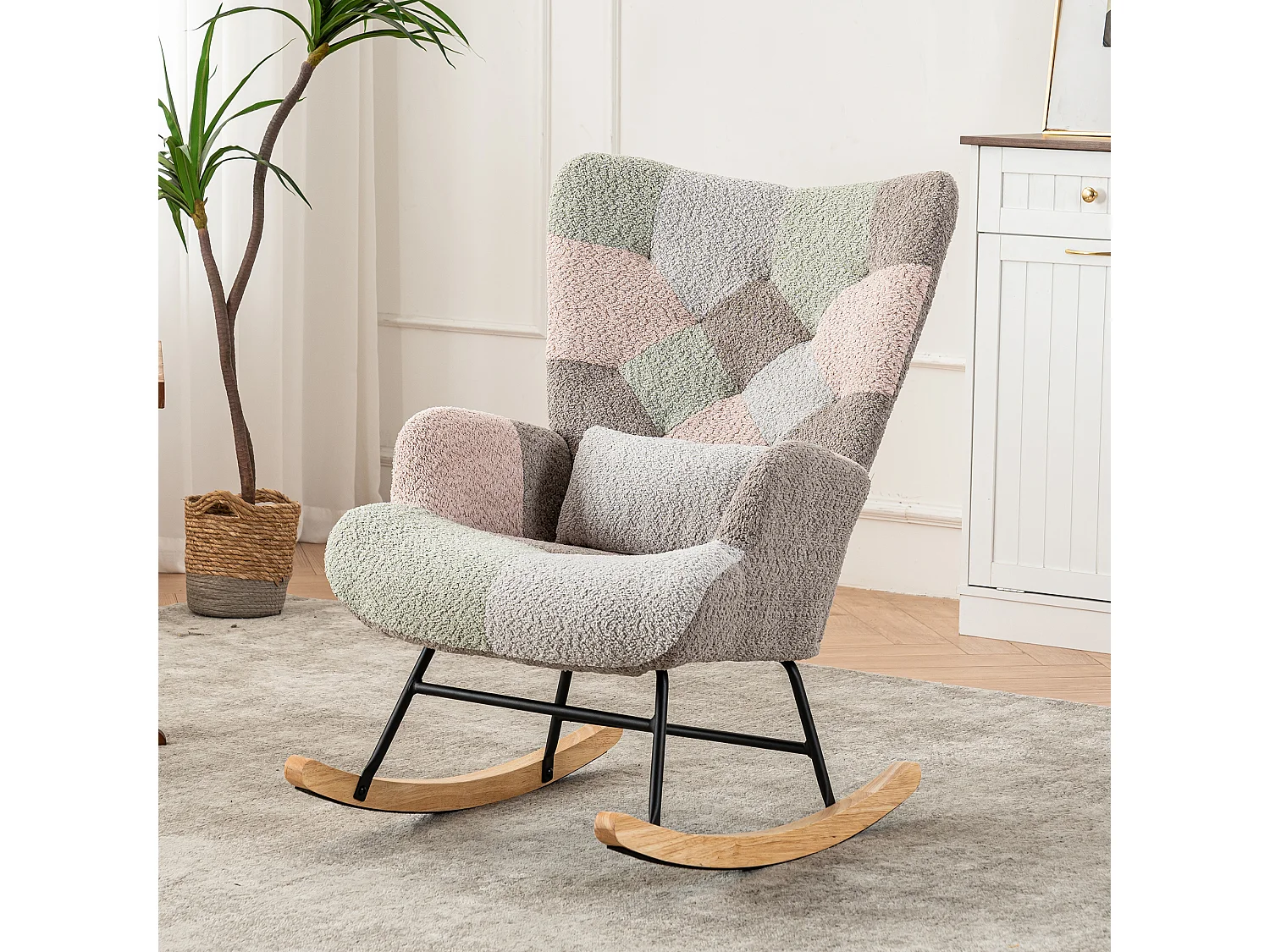 Kolorowy fotel bujany z podnóżkiem i poduszką - 68 x 83 x 91 cm - Polar Teddy, drewno i metal - Wielokolorowy wzór