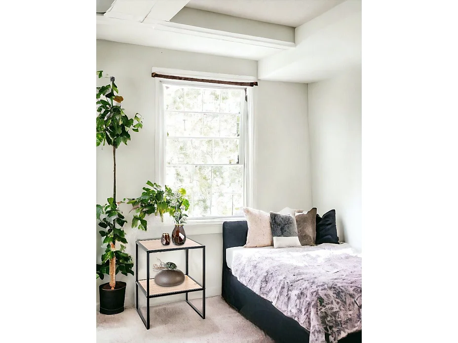 Table d'appoint, table de salon en bois coloris chêne et métal noir -longueur 45  x profondeur 35 x hauteur 60 cm