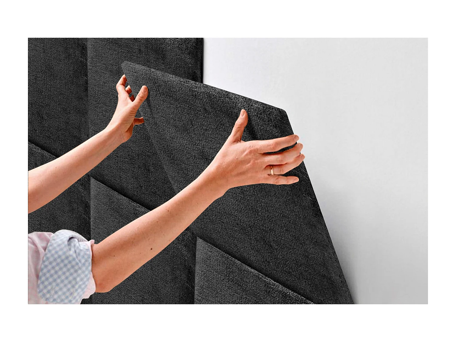 DHOME Tête de Lit Rembourrée en Laine Écologique Composée de Panneaux Autocollants Interchangeables Chambre de Luxe Rembourrée (noir, 110 cm)