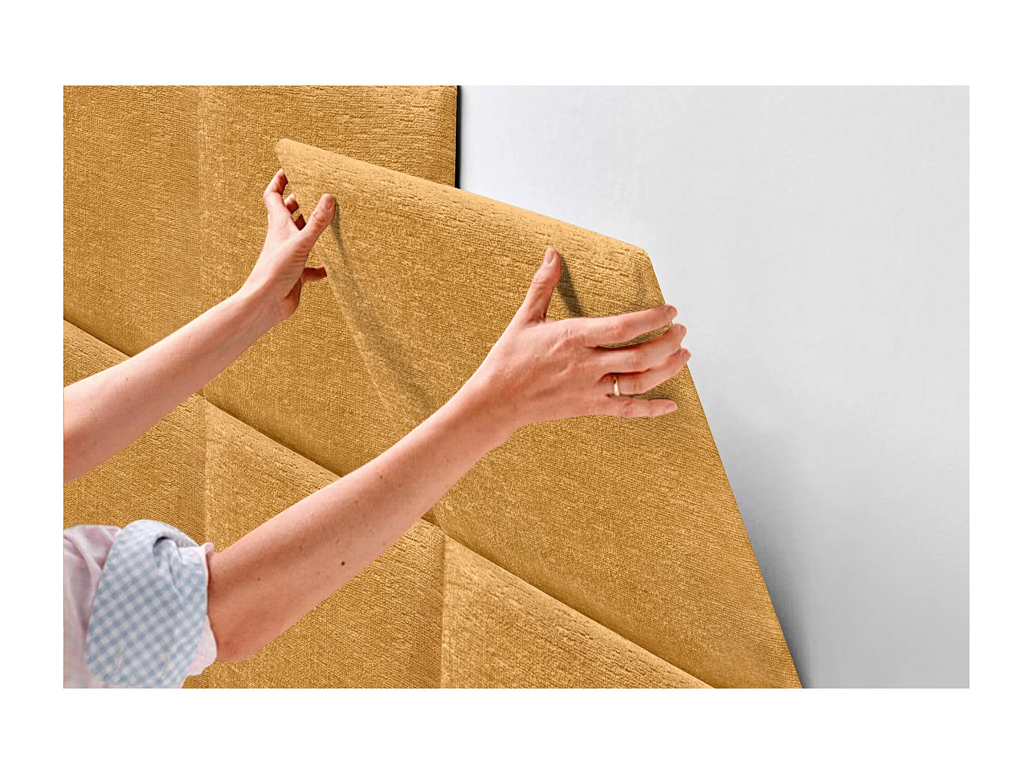 DHOME Gepolstertes Kopfteil aus ökologischer Wolle, bestehend aus austauschbaren selbstklebenden Paneelen, luxuriöses gepolstertes Schlafzimmer (Senf, 110cm)