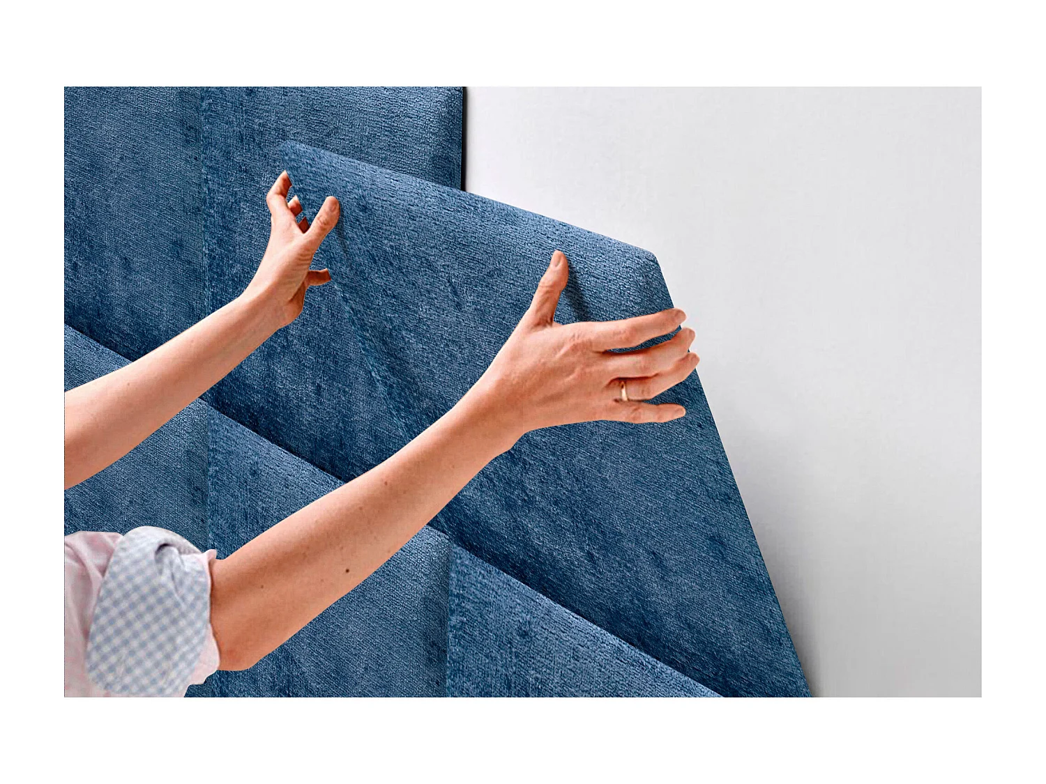 DHOME Tête de Lit Rembourrée en Laine Écologique Composée de Panneaux Autocollants Interchangeables Chambre de Luxe Rembourrée (Bleu, 95 cm)