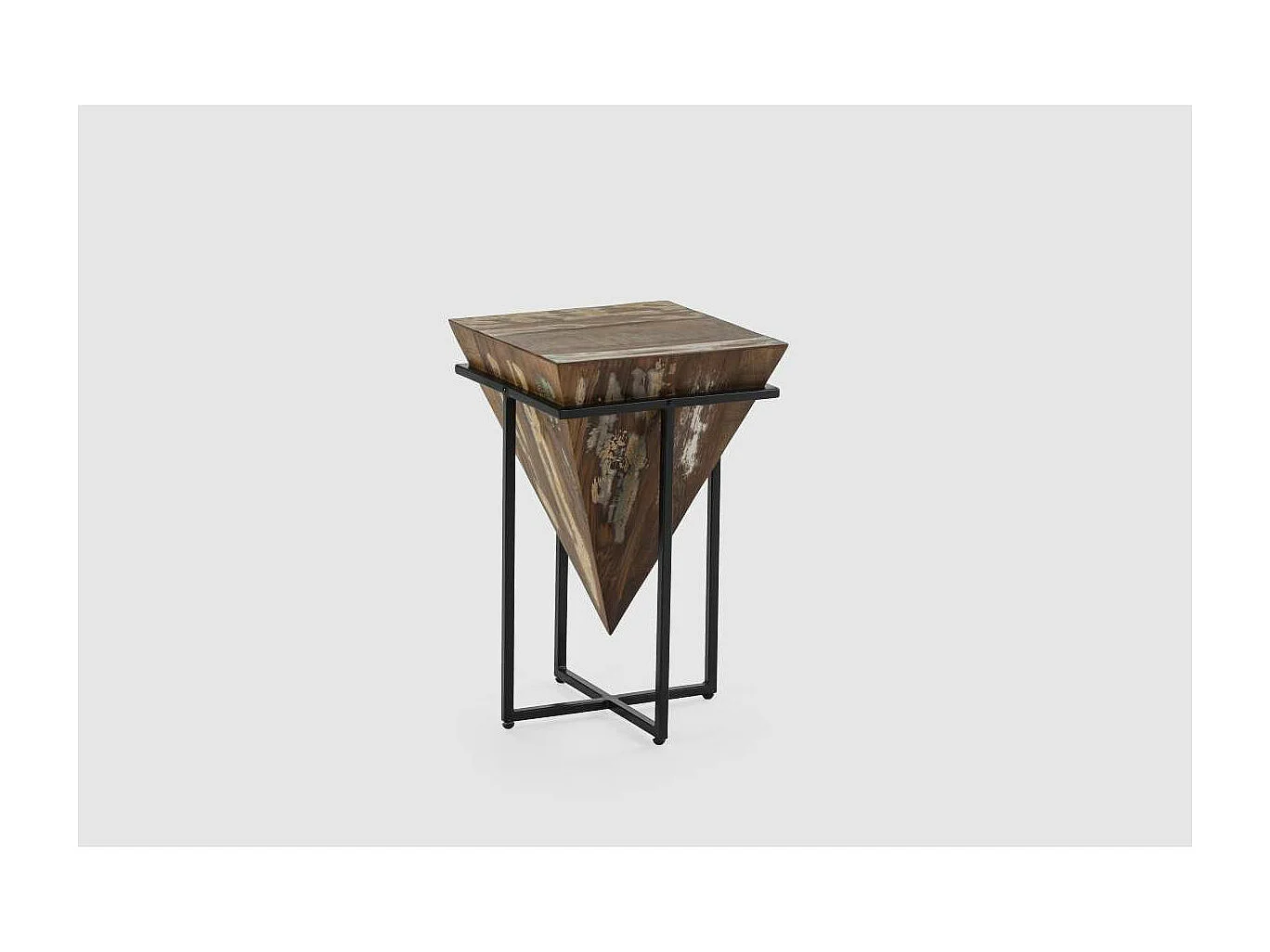 Mesa auxiliar de rincón modelo Avila-56 en madera acabado natural, 56cm(alto) 36cm(ancho)