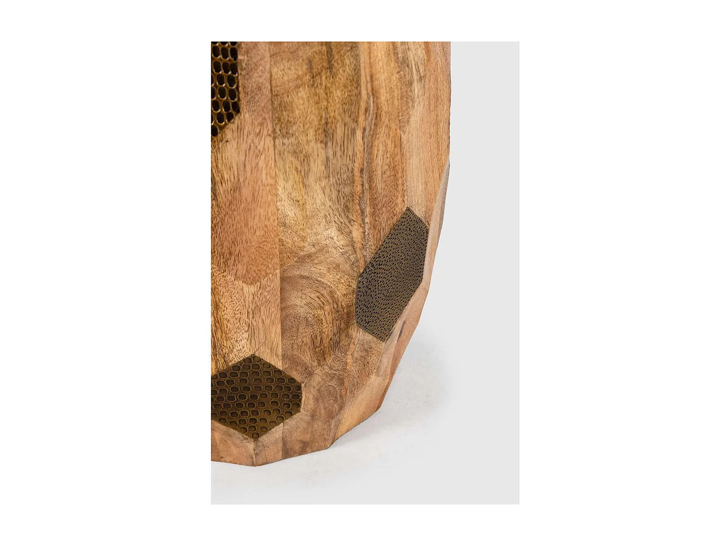 Mesa auxiliar de rincón modelo Fabiola en madera de mango, 46cm(alto) 29cm(ancho) 29cm(fo