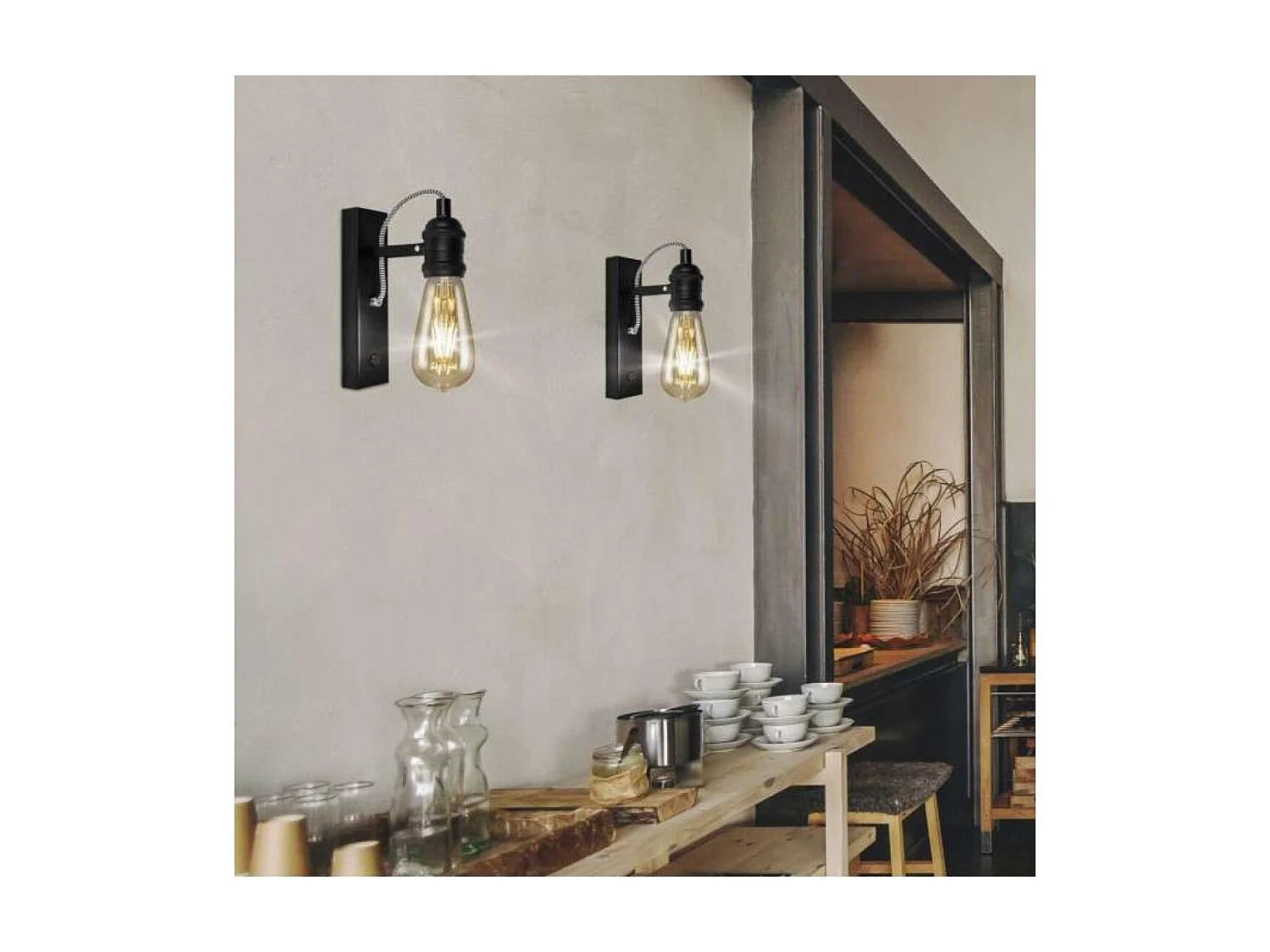 Aplique de pared modelo Kilian acabado negro 22cm(alto) 5cm(ancho) 15cm(fondo)