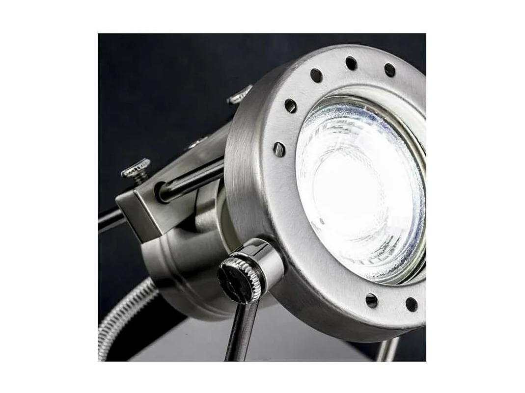 Aplique a pared modelo Olbia acabado niquel satinado 14 cm(alto) 13 cm(ancho) 18 cm (fondo