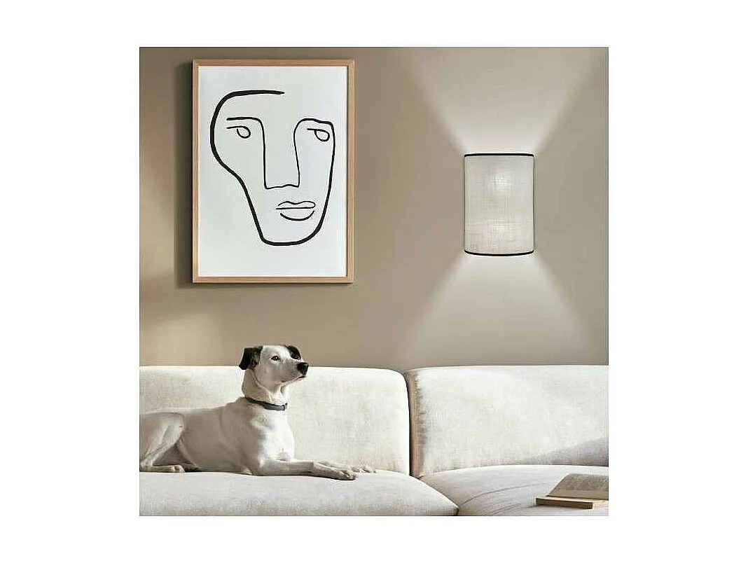 Aplique acabado beige modelo Cilandro 30 cm(alto) 21 cm(ancho)10 cm(fondo).