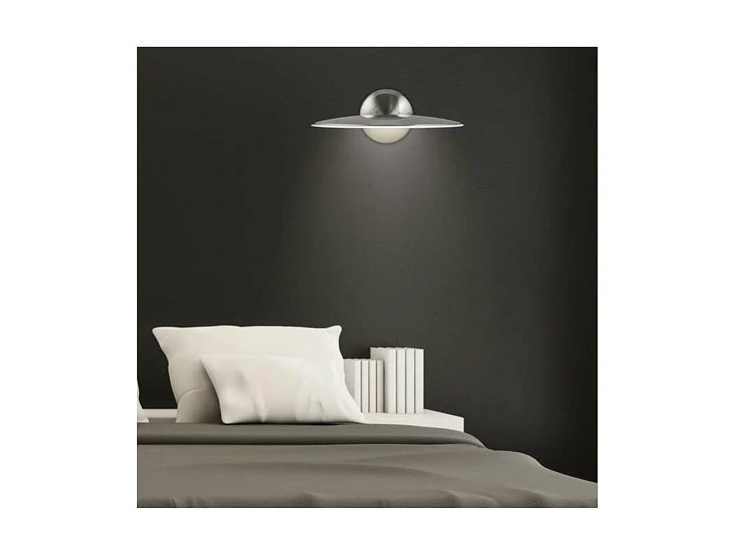 Aplique de pared modelo Nube acabado niquel satinado 10 cm(alto) 30 cm(ancho) 23 cm (fondo