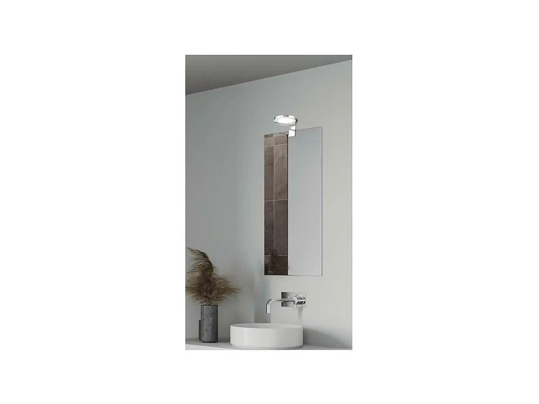 Aplique de pared modelo Tinao acabado cromo 7cm(alto) 10 cm(ancho) 12 cm(fondo