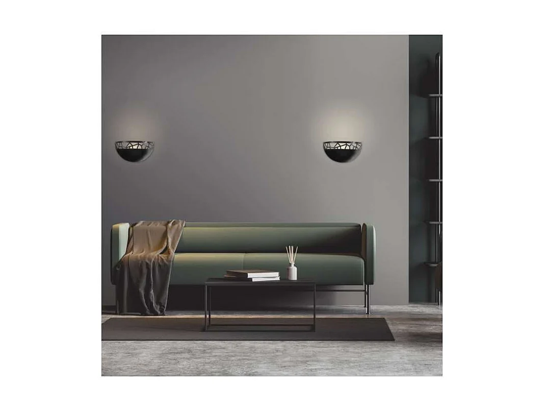 Aplique a pared modelo Pang acabado negro, 16cm(alto) 29cm(ancho) 15cm (fondo)