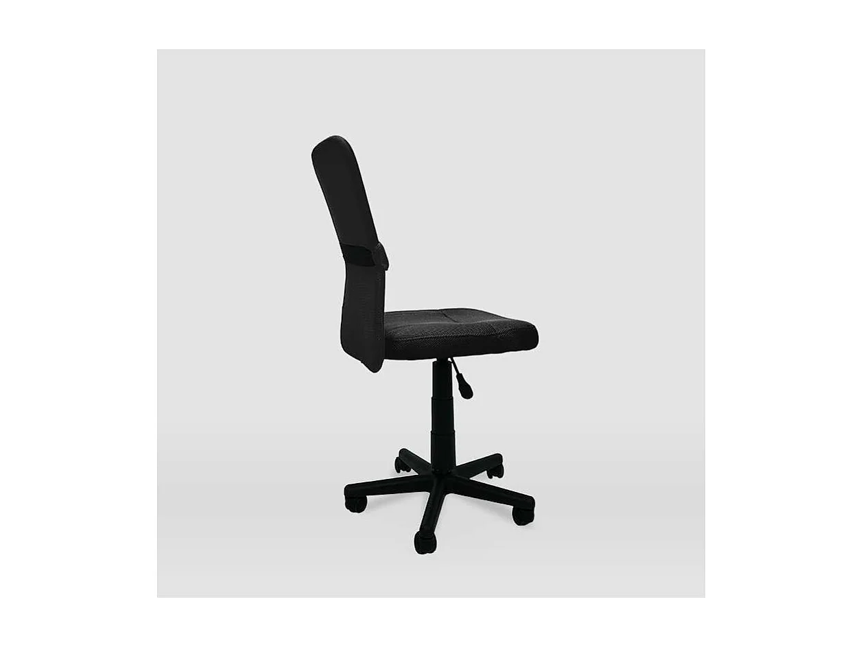 Silla de oficina Alba acabado negro. Alto: 83.5-95.5cm Ancho: 55cm Fondo: 55cm.