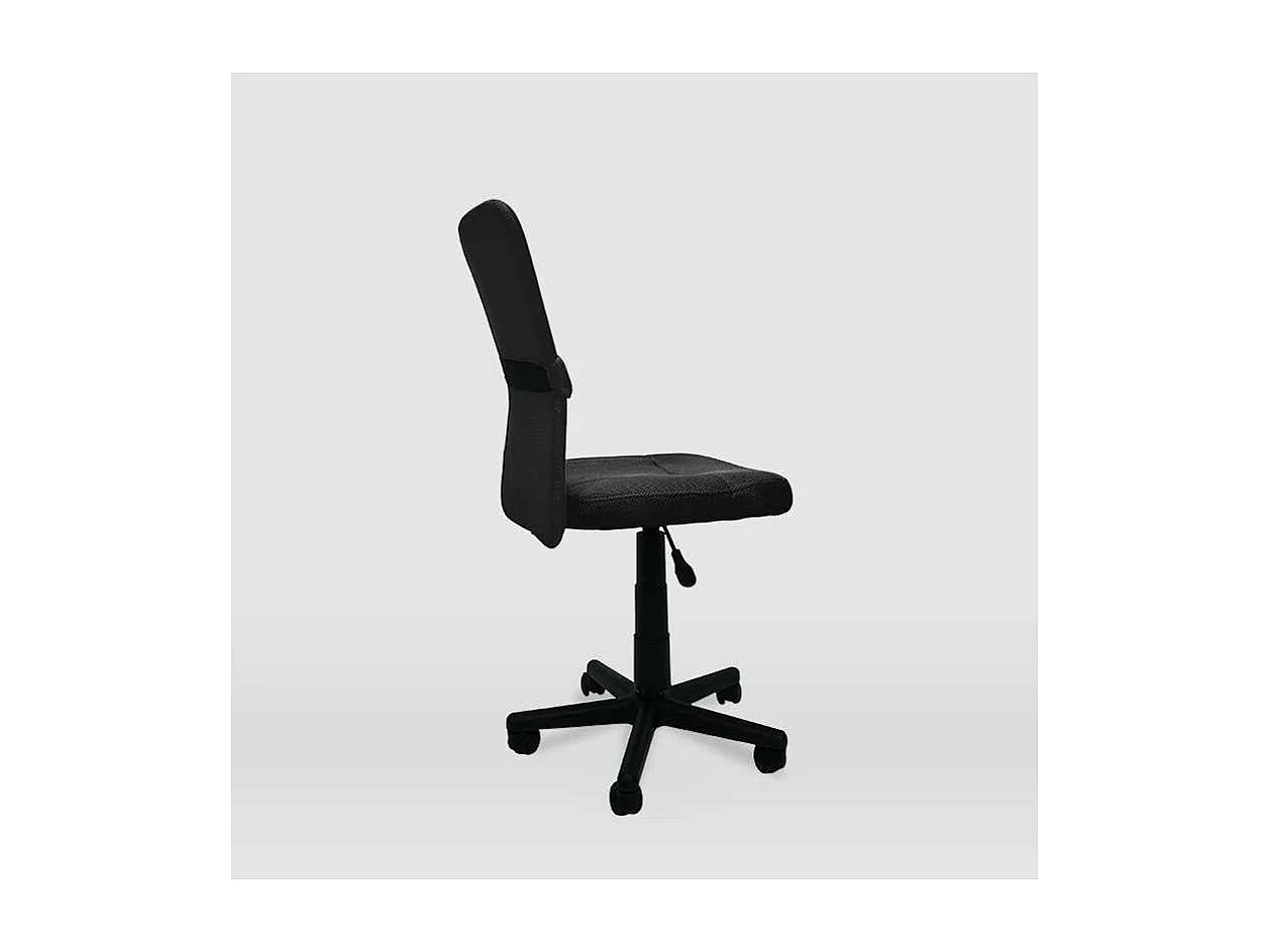 Silla de oficina Alba acabado negro. Alto: 83.5-95.5cm Ancho: 55cm Fondo: 55cm.