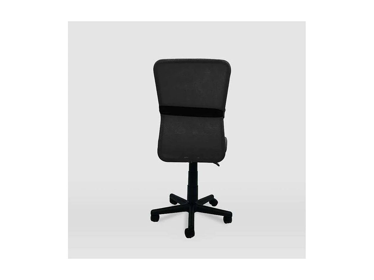 Silla de oficina Alba acabado negro. Alto: 83.5-95.5cm Ancho: 55cm Fondo: 55cm.