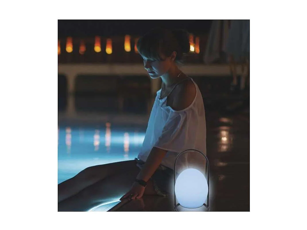 Sobremesa modelo Capriles acabado negro 29cm(alto) 17cm(ancho) 17cm(fondo