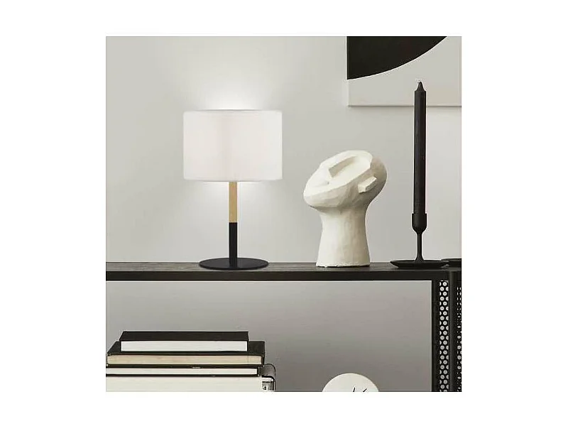 Sobremesa modelo Arnold acabado negro 36cm (alto) 22cm (ancho) 22cm(largo)