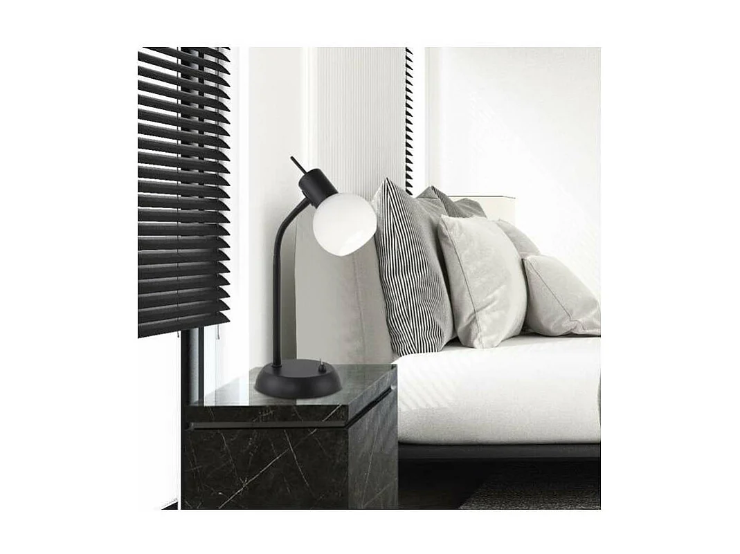 Sobremesa Vera negro mate, 34cm(alto)13cm(ancho)16 cm(largo)