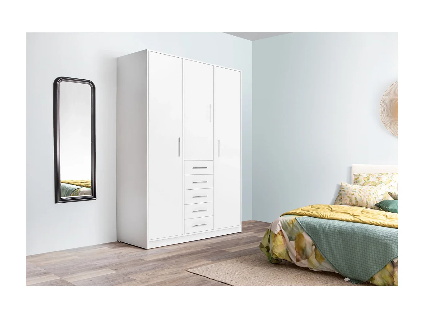 Armario 3 puertas abatibles 5 cajones acabado blanco, 200 cm(alto)130 cm(ancho)50 cm(fondo