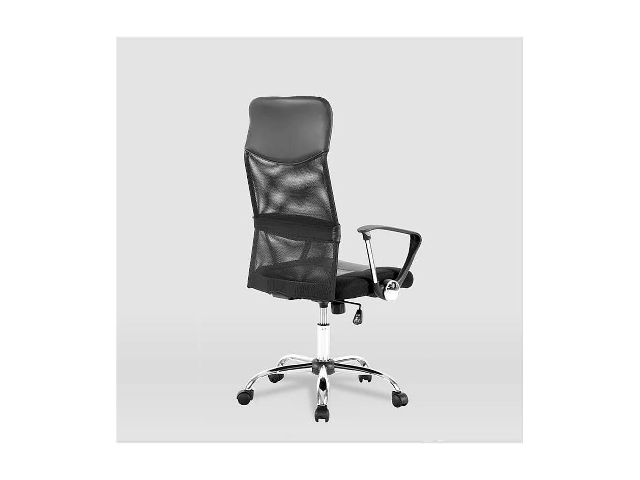 Silla de oficina Dafne acabado negro. Alto: 112.5-122cm Ancho: 60cm Fondo: 49.5cm.