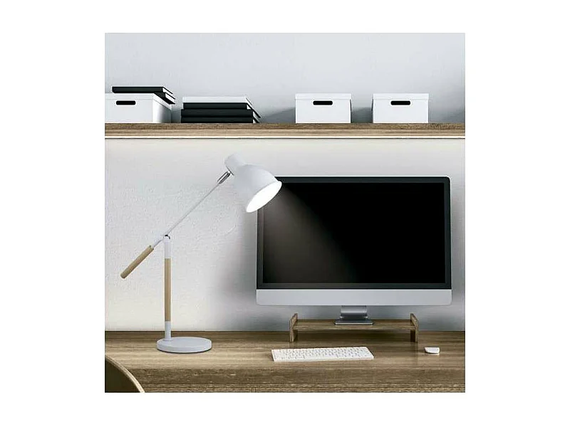 Flexo modelo Ristori acabado blanco, 61cm(alto) 17cm(ancho) 51cm(largo).