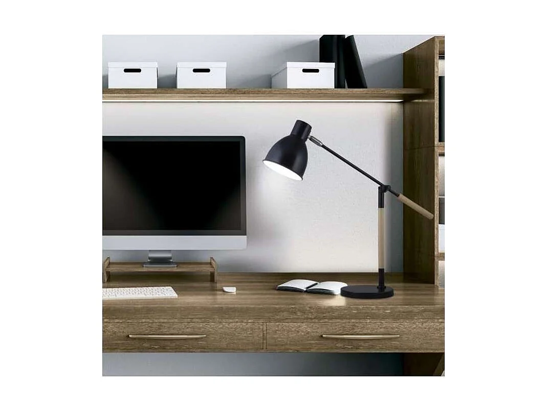 Flexo modelo Ristori acabado negro 61 cm(alto)17 cm(ancho)51 cm(largo).